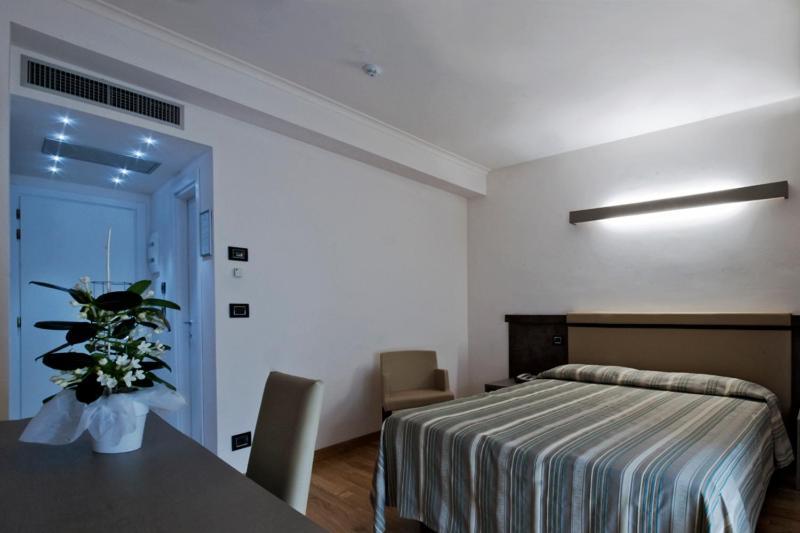 Hotel Sporting 산베네데토델트론토 객실 사진